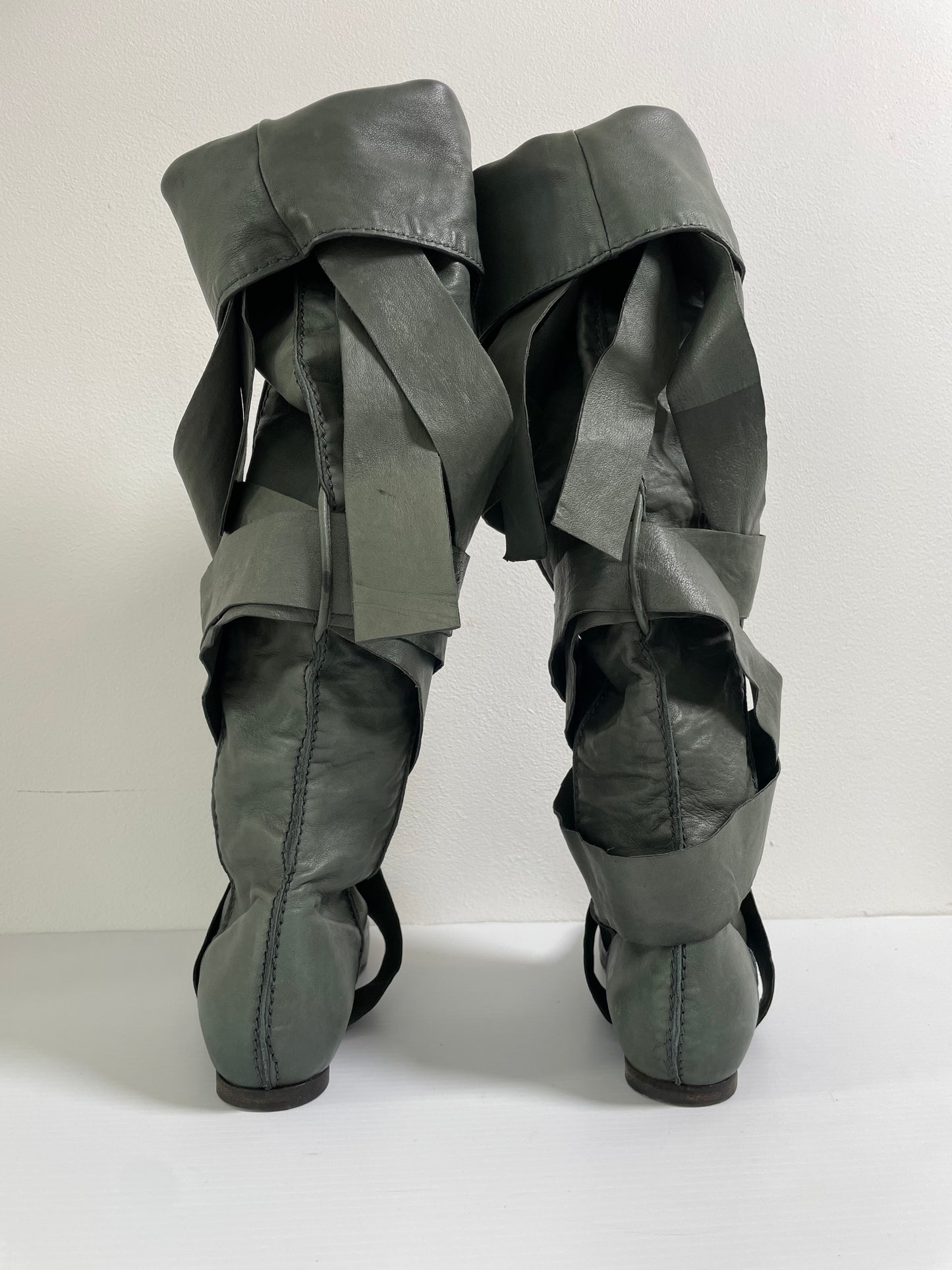 Chloe 2009 runway boots