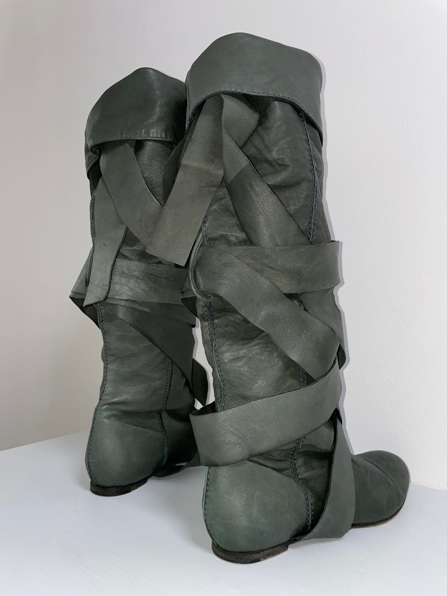 Chloe 2009 runway boots