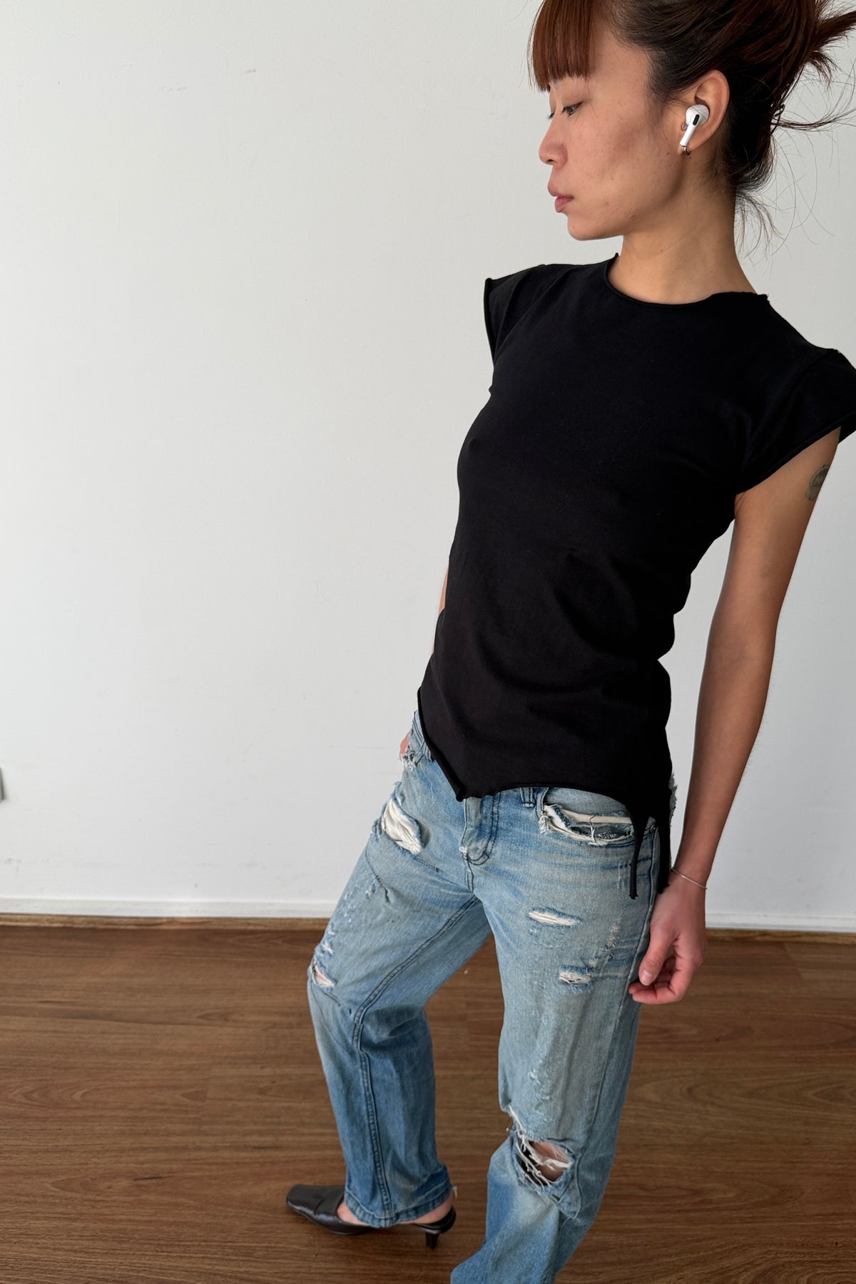 00s French Black Cap-Sleeve Top