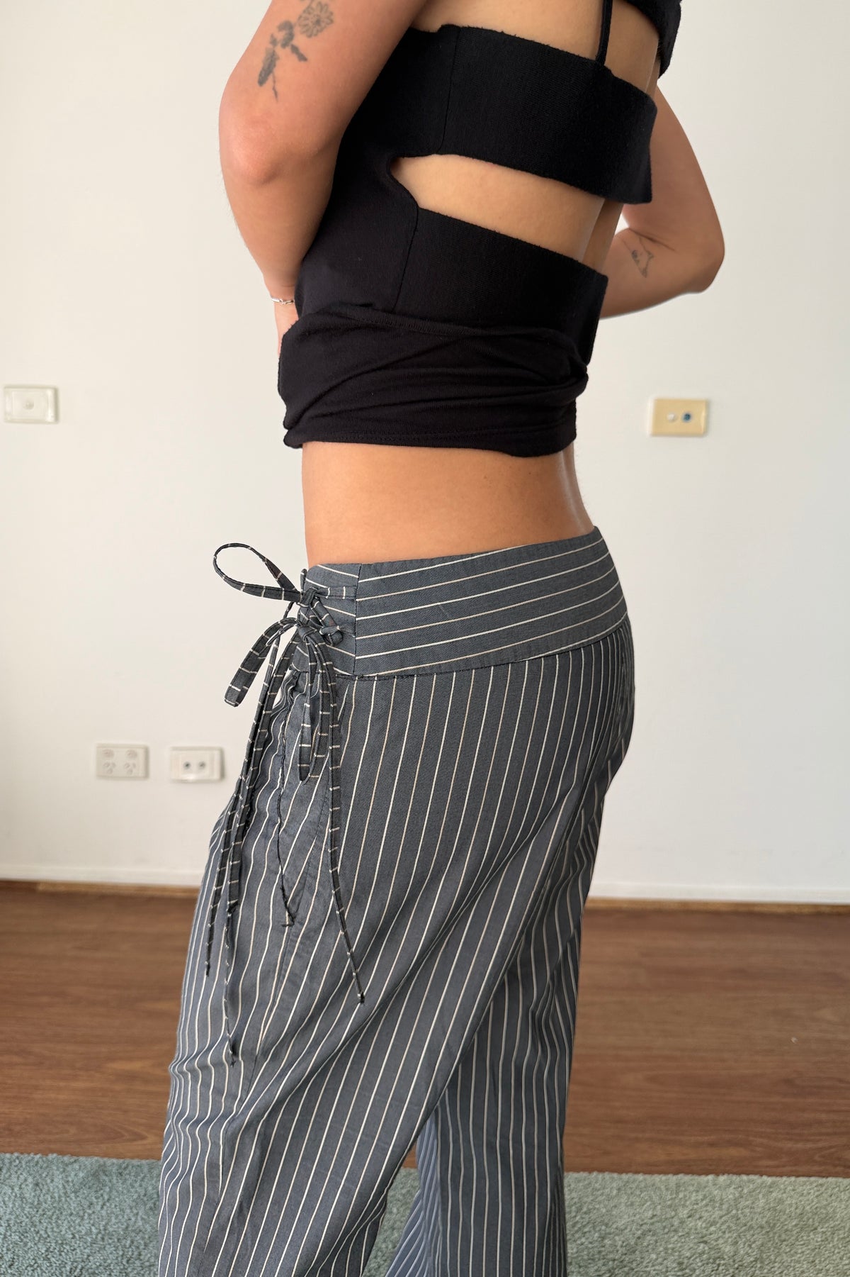 Sisley Pinstripe Trousers (M)